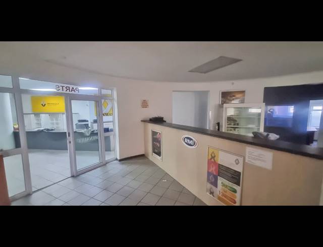 5,176M² BUILDING FOR SALE IN SYDENHAM